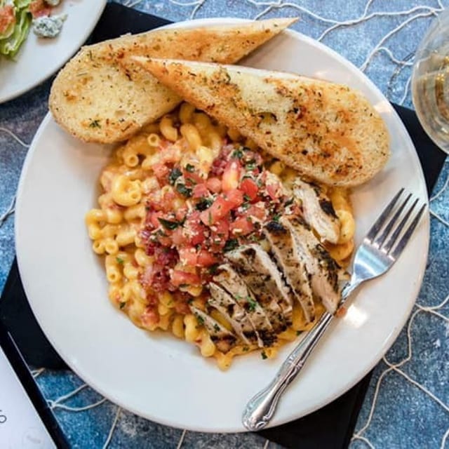 Gourmet Mac & Cheese.